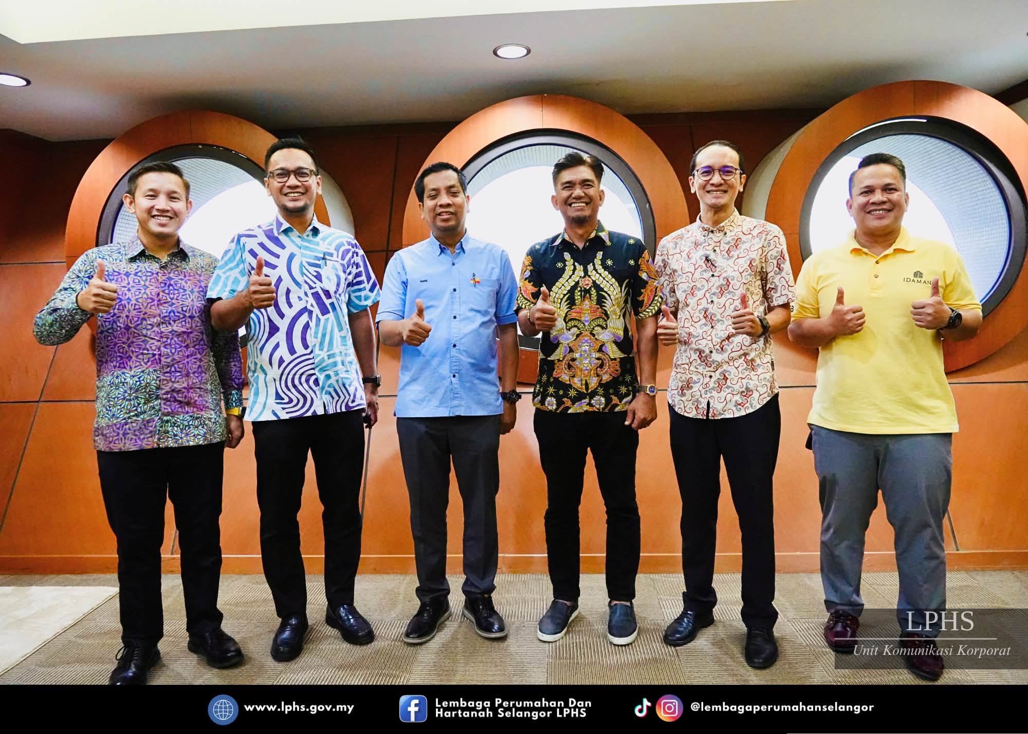 𝐊𝐔𝐍𝐉𝐔𝐍𝐆𝐀𝐍 𝐇𝐎𝐑𝐌𝐀𝐓 𝐓𝐄𝐀𝐌 𝐑𝐔𝐌𝐀𝐇 𝐈𝐃𝐀𝐌𝐀𝐍 𝐌𝐁𝐈 𝐊𝐄 𝐀𝐓𝐀𝐒 𝐏𝐄𝐌𝐀𝐍𝐆𝐊𝐔 𝐏𝐄𝐍𝐆𝐀𝐑𝐀𝐇 𝐄𝐊𝐒𝐄𝐊𝐔𝐓𝐈𝐅