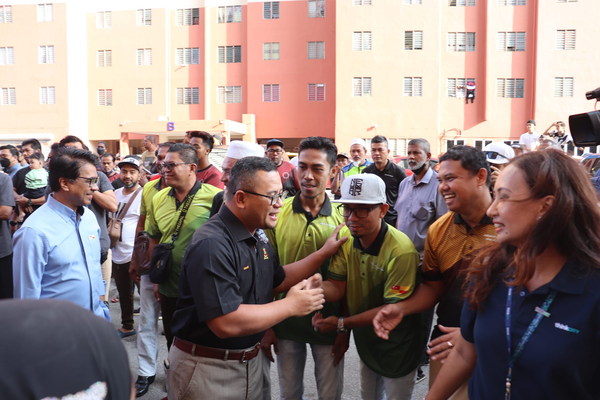 MAJLIS PELANCARAN PROGRAM KITA-UNTUK-KITA (K2K) DISEMPURNAKAN OLEH YAB DATO' SERI ANWAR BIN IBRAHIM MAJLIS PELANCARAN PROGRAM KITA-UNTUK-KITA (K2K) DISEMPURNAKAN OLEH YAB DATO' SERI ANWAR BIN IBRAHIM, PERDANA MENTERI MALAYSIA TARIKH: 8 APRIL 2023 (SA