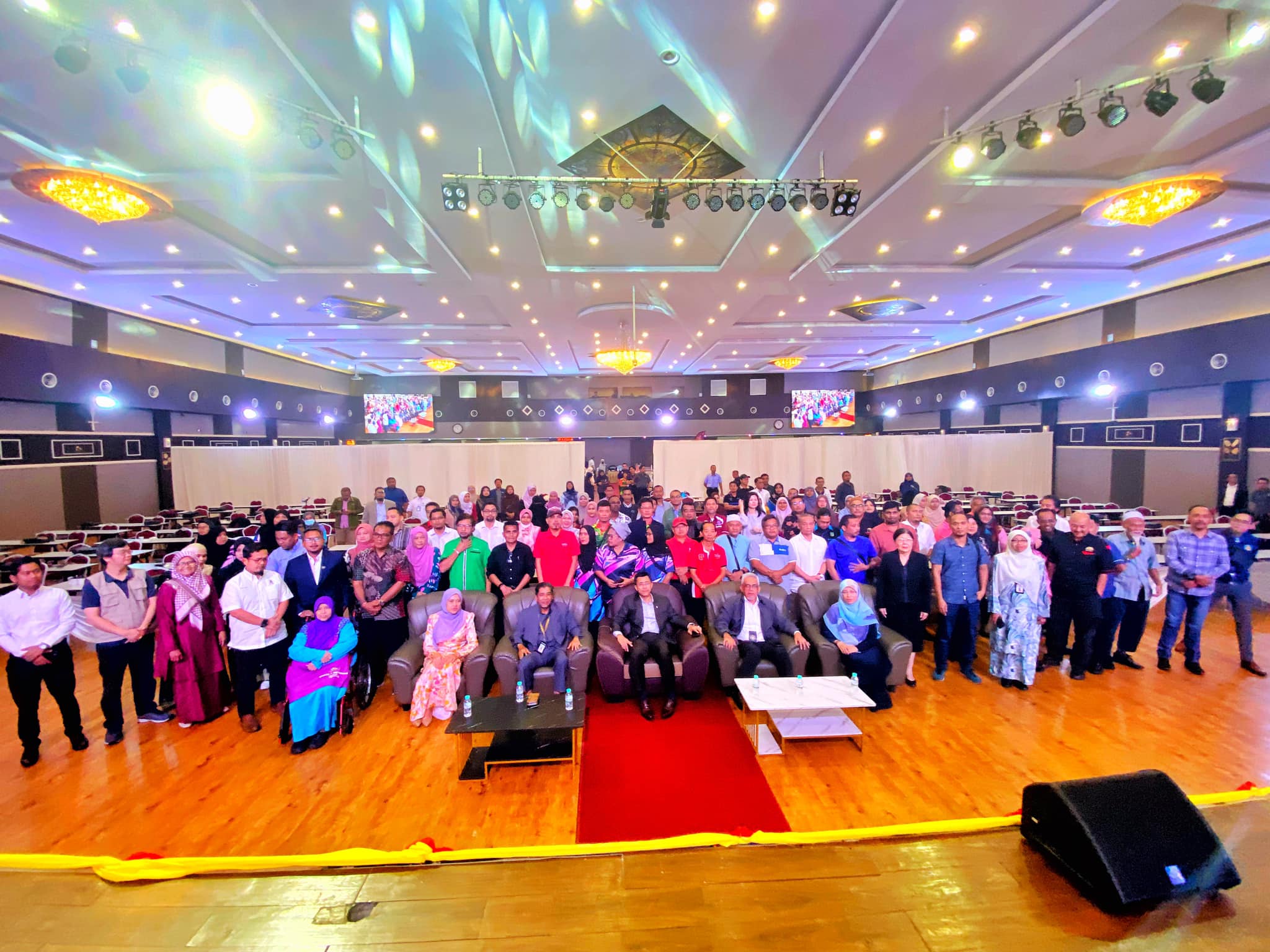 Simposium Kesejahteraan Bandar LPHS 23 Oktober 2023 ~ Simposium Kesejahteraan Bandar dengan tema "Pemerkasaan Komuniti ke Arah Kelestarian Bandar dan Negeri Selangor Mampan" bertempat di Midlands Convention Centre. Simposium anjuran Lembaga Perumahan