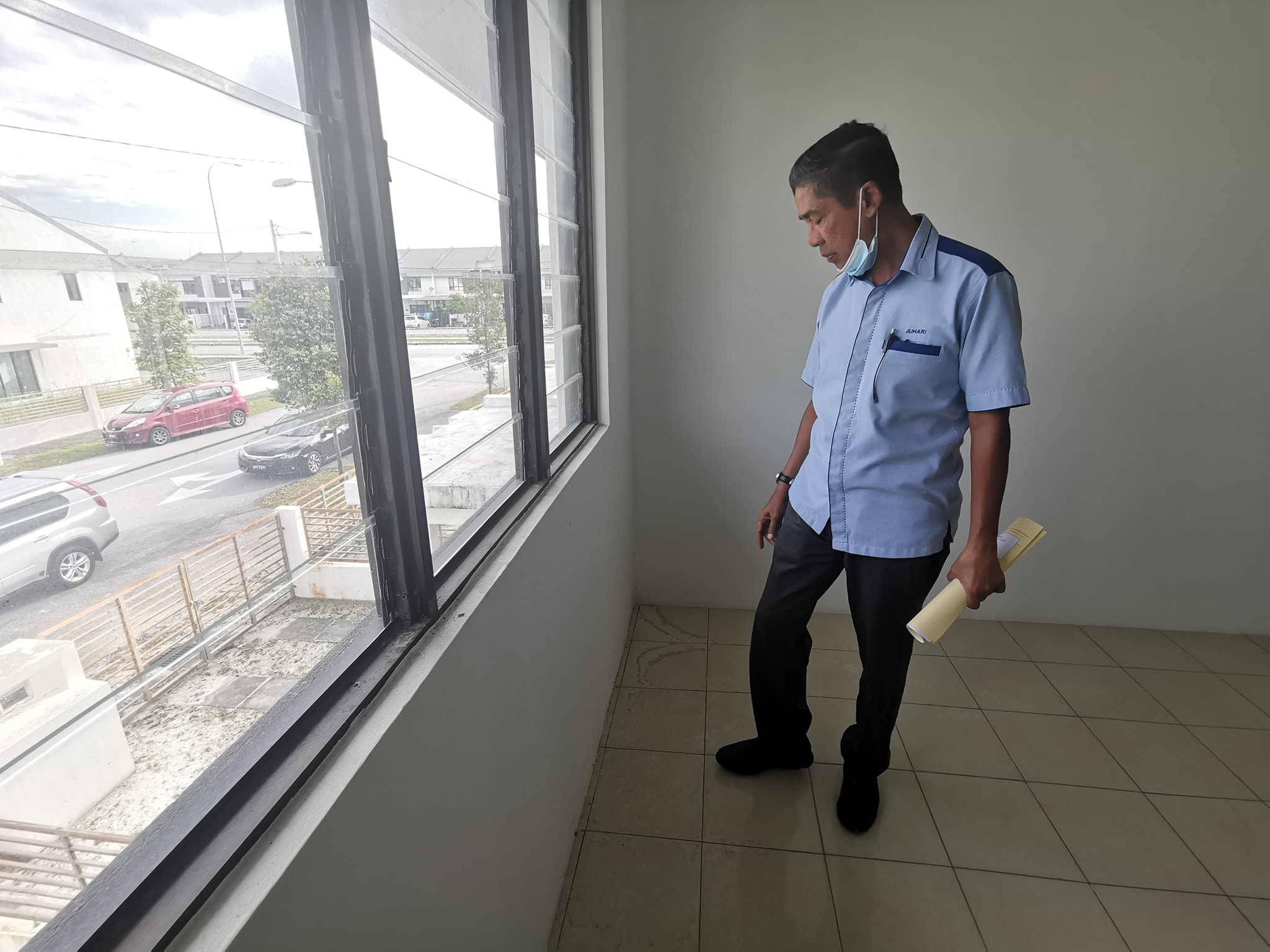 Lawatan tapak bersama Pengarah Eksekutif Lawatan tapak bersama Pengarah Eksekutif ke 67 unit rumah yg telah siap dibina oleh Tetuan Kelana Kualiti Sdn. Bhd. (Glomac) di Saujana Perdana, Saujana Utama, Mukim Ijok