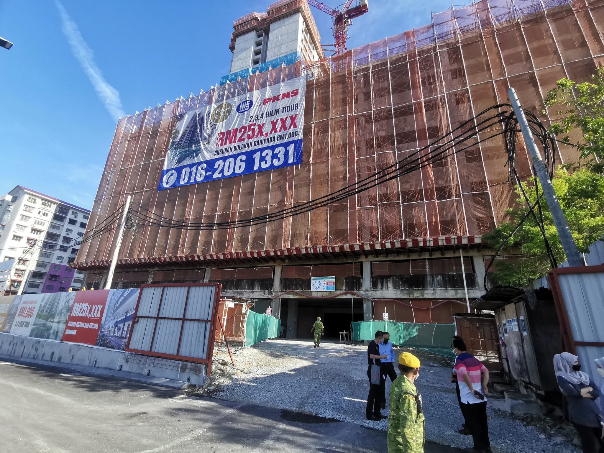 Majlis Pelancaran 1,240 Unit Bayu Residensi MAJLIS PELANCARAN 1,240 UNIT BAYU RESIDENSI DAN LAWATAN KE 420 UNIT PROJEK PANGSAPURI SELANGORKU (RSKU) DI SERI TEMENGGUNG, BATU CAVES, SELANGOR. DIRASMIKAN OLEH Y.A.B DATO' SERI AMIRUDIN BIN SHARI, MENTERI