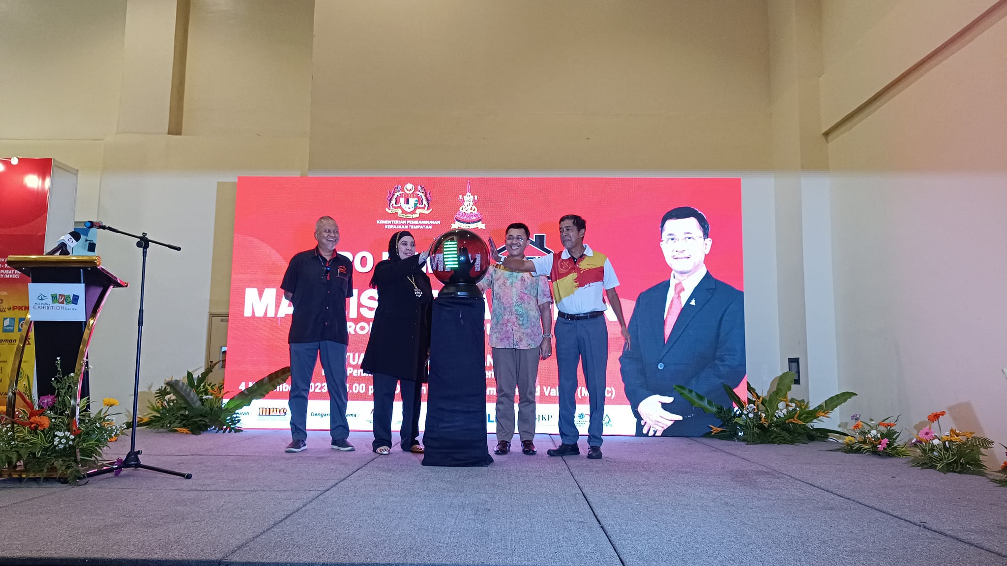 Program Pameran Hartanah Bumiputera Malaysia BPEX Sekitar Program Pameran Hartanah Bumiputera Malaysia BPEX yang bermula pada 4 - 5 November 2023 (Sabtu-Ahad) bertempat di Dewan 3, Mid Valley Exhibition Centre Kuala Lumpur. Program telah dirasmikan o