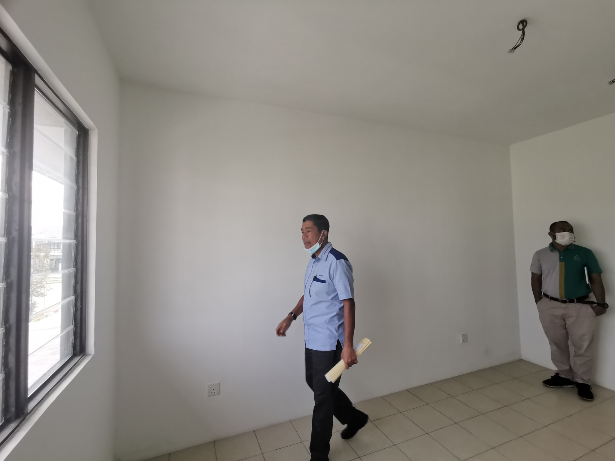 Lawatan tapak bersama Pengarah Eksekutif Lawatan tapak bersama Pengarah Eksekutif ke 67 unit rumah yg telah siap dibina oleh Tetuan Kelana Kualiti Sdn. Bhd. (Glomac) di Saujana Perdana, Saujana Utama, Mukim Ijok