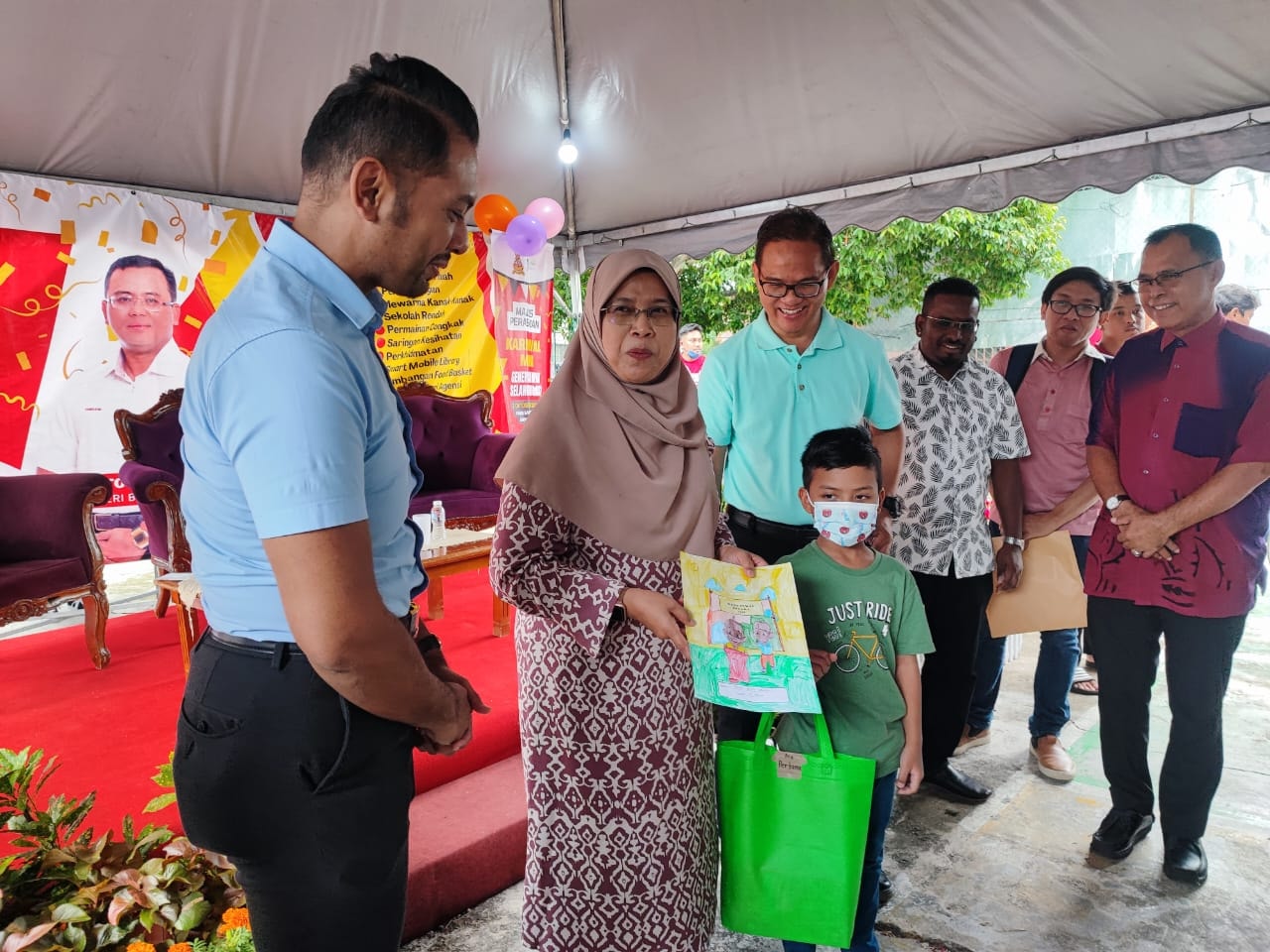 Program Karnival Mini Generasi Impak Selangor (GeMS) Di Pangsapuri Seri Nilam, Bandar Baru Ampang. Program Karnival Mini Generasi Impak Selangor (GeMS) Di Pangsapuri Seri Nilam, Bandar Baru Ampang.