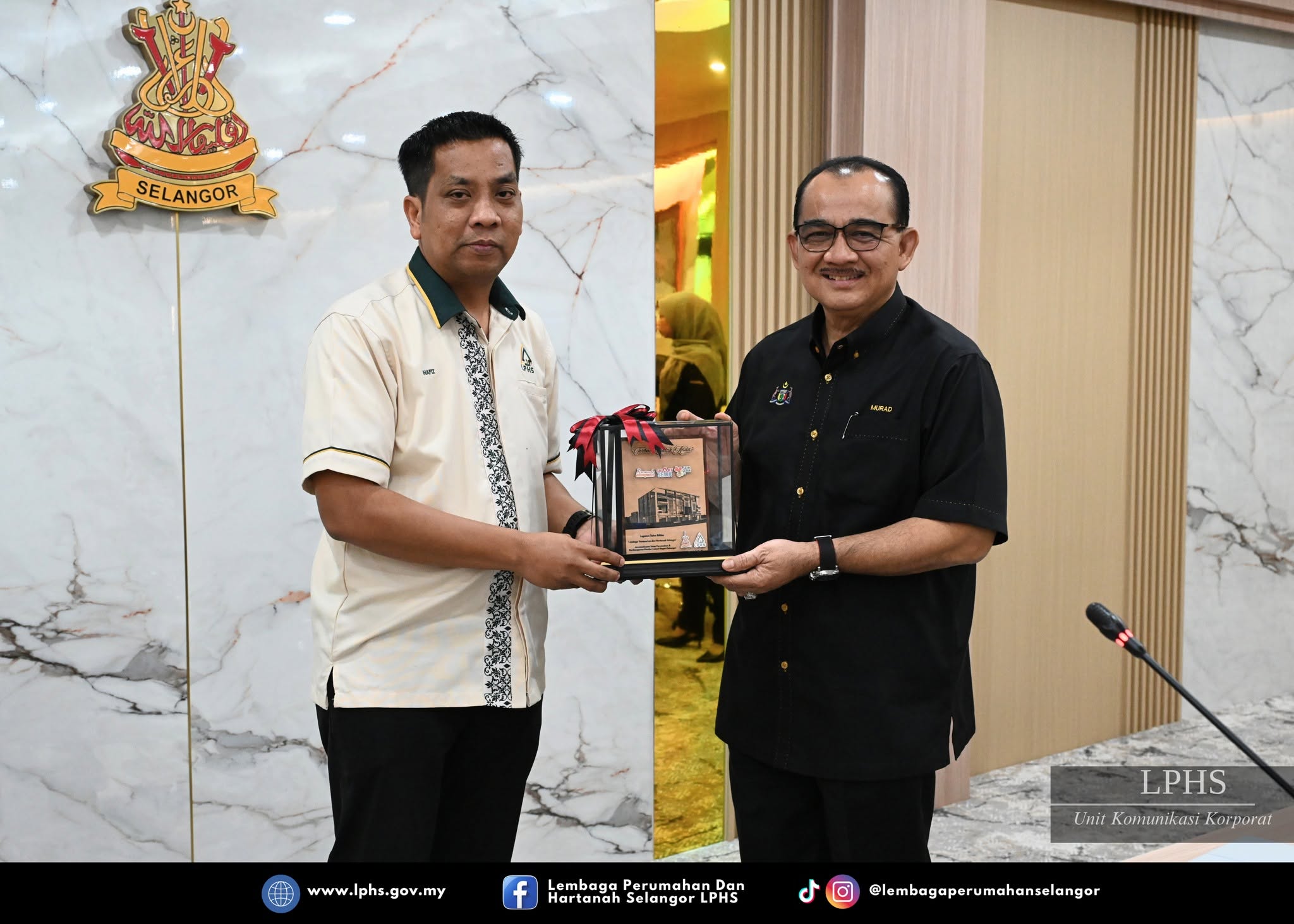 𝐊𝐔𝐍𝐉𝐔𝐍𝐆𝐀𝐍 𝐇𝐎𝐑𝐌𝐀𝐓 𝐎𝐋𝐄𝐇 𝐋𝐄𝐌𝐁𝐀𝐆𝐀 𝐏𝐄𝐑𝐔𝐌𝐀𝐇𝐀𝐍 𝐌𝐄𝐋𝐀𝐊𝐀