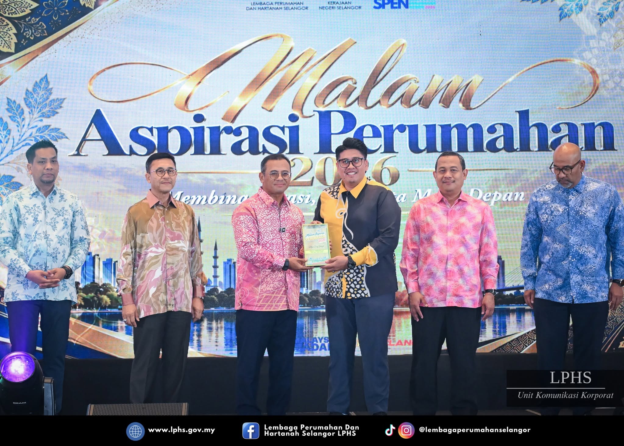 𝗠𝗔𝗟𝗔𝗠 𝗔𝗦𝗣𝗜𝗥𝗔𝗦𝗜 𝗣𝗘𝗥𝗨𝗠𝗔𝗛𝗔𝗡 𝟮𝟬𝟮𝟲