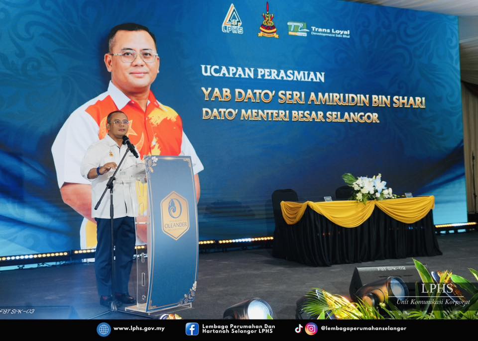 MAJLIS MENANDATANGANI MEMORANDUM PERSEFAHAMAN & SIMBOLIK PENYERAHAN KUNCI PROJEK SELANGORKU OLEANDER MAJLIS MENANDATANGANI MEMORANDUM PERSEFAHAMAN & SIMBOLIK PENYERAHAN KUNCI PROJEK SELANGORKU OLEANDER