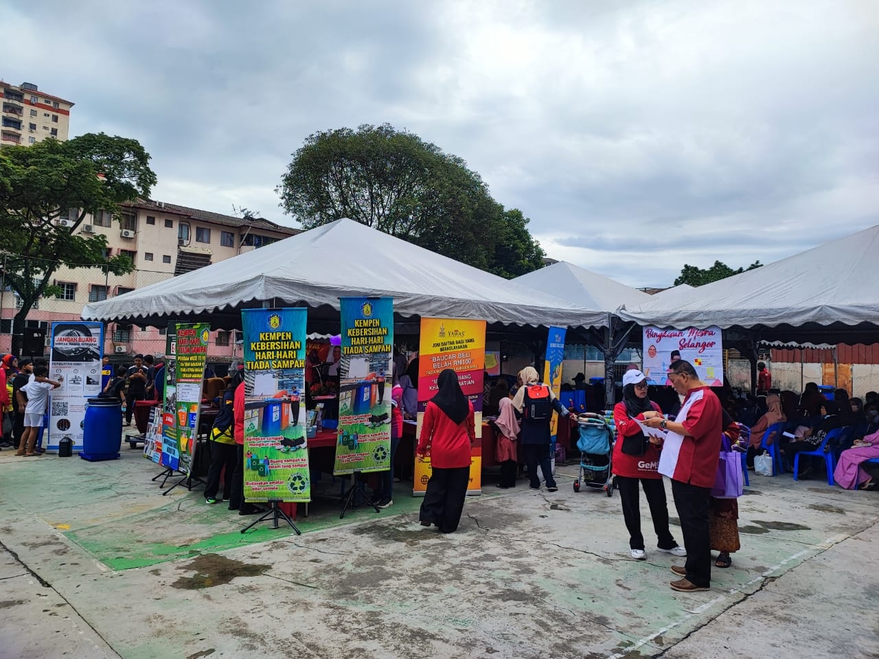 Program Karnival Mini Generasi Impak Selangor (GeMS) Di Pangsapuri Seri Nilam, Bandar Baru Ampang. Program Karnival Mini Generasi Impak Selangor (GeMS) Di Pangsapuri Seri Nilam, Bandar Baru Ampang.