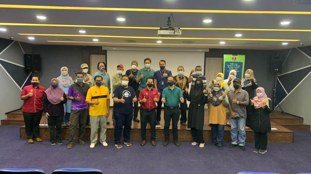 Sesi Taklimat Oleh Jabatan Pertanian Selangor Tatacara SESI TAKLIMAT OLEH JABATAN PERTANIAN SELANGOR TATACARA BAGI PENGURUSAN PROGRAM LAMAN HIJAU NEGERI SELANGOR ANJURAN MAJLIS PERBANDARAN SEPANG (MPSP) -Taklimat ini bertujuan memberi pendedahan kepa