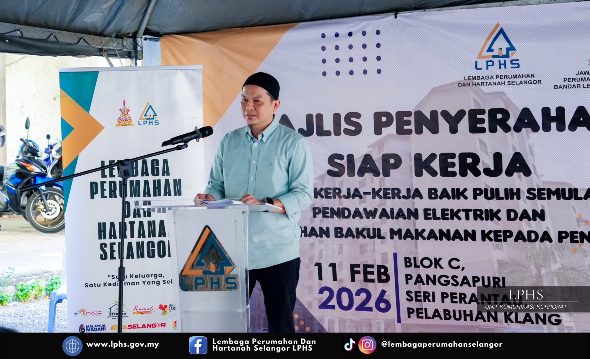 MAJLIS PENYERAHAN SIAP KERJA BAIK PULIH SEMULA PENDAWAIAN ELEKTRIK DAN PENYERAHAN BAKUL MAKANAN