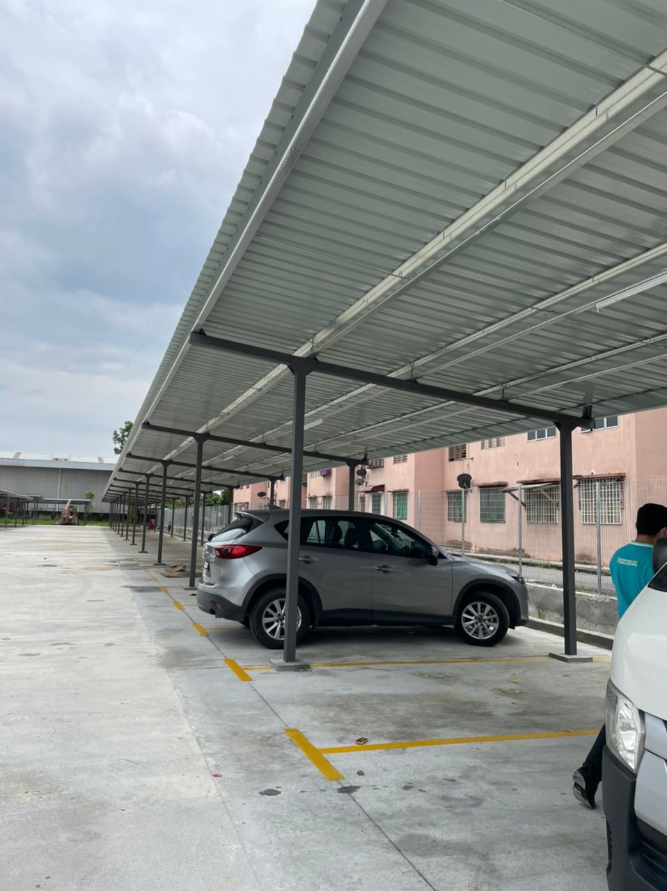 Lawatan Pemantauan Kemajuan Kerja Projek Rumah Selangorku Pangsapuri Baiduri Jaya Lawatan Pemantauan Kemajuan Kerja Projek Rumah Selangorku Pangsapuri Baiduri Jaya yang dimajukan oleh Segaman Sdn. Bhd. Tarikh: 9 September 2022 Masa: 11.00 pagi Tempat