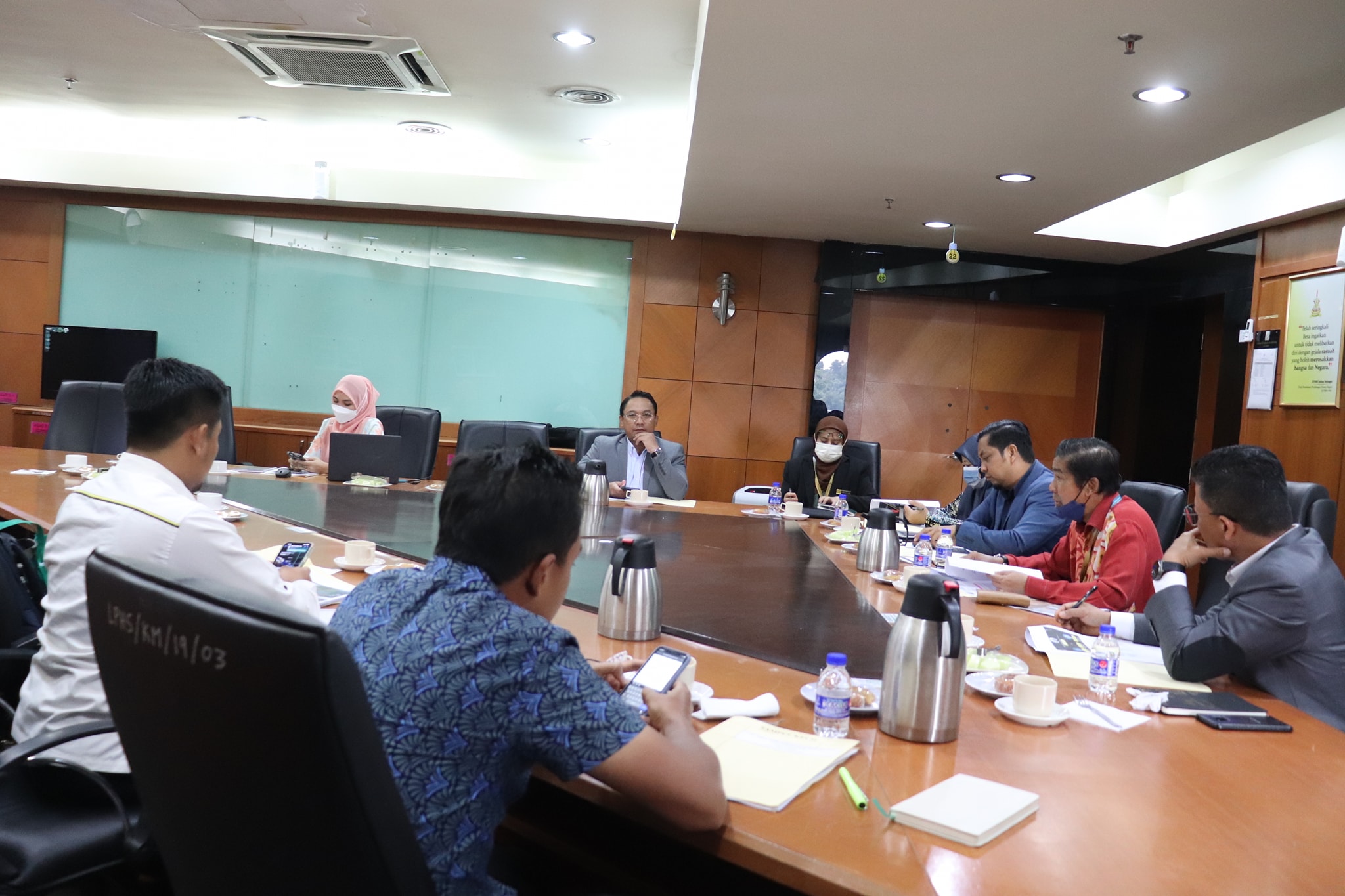 LAWATAN KERJA LEMBAGA PERUMAHAN DAN HARTANAH PERAK (LPHP) KE LPHS TARIKH: 23 JUN 2022 (KHAMIS) MASA: 10.00 PAGI TEMPAT: BILIK MESYUARAT ALAMANDA, LPHS