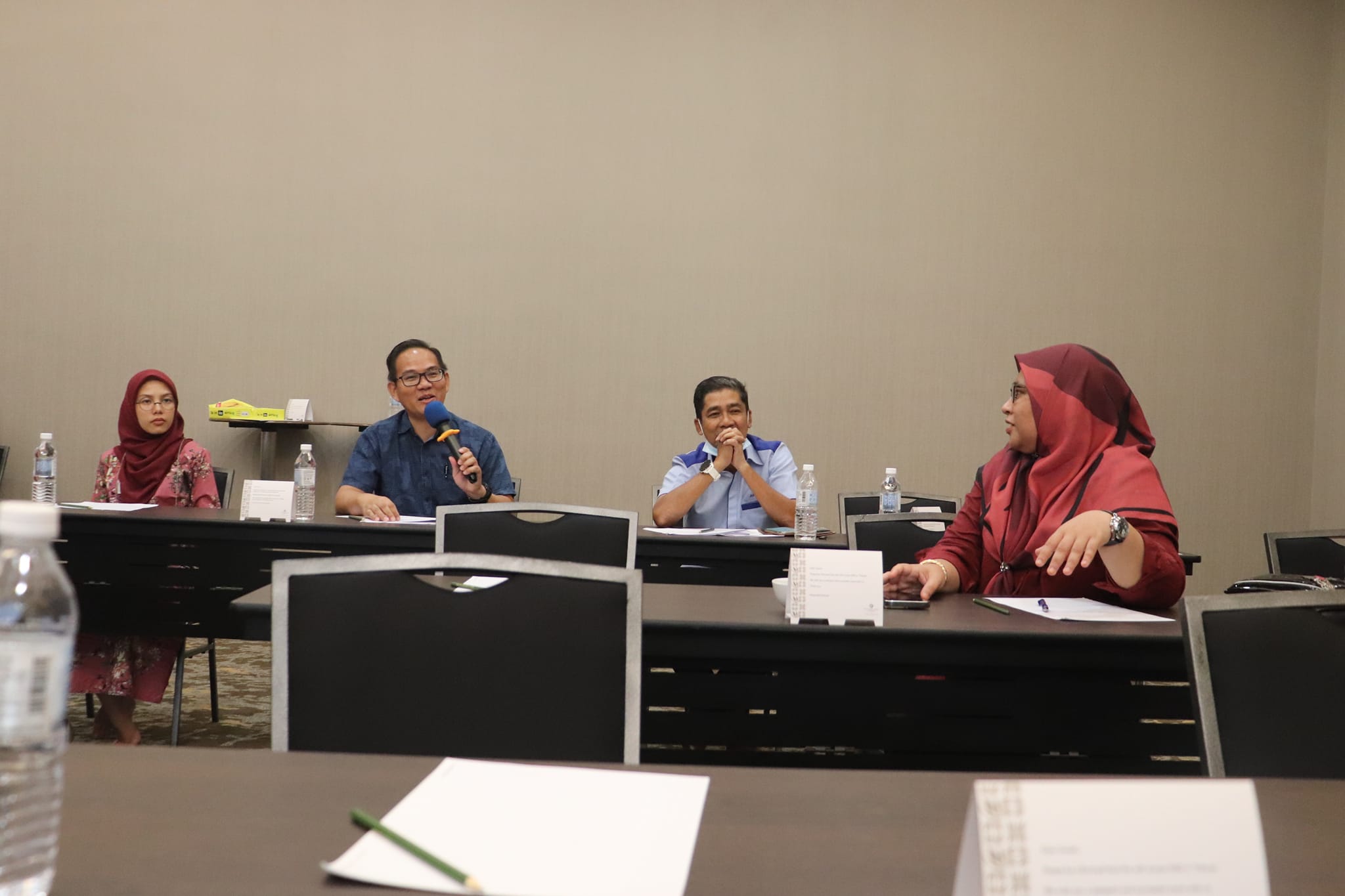Majlis Penutup Bengkel Pemantapan Skim Kawalan dan Keselamatan Pangsapuri (ASSESS) Majlis Penutup Bengkel Pemantapan Skim Kawalan dan Keselamatan Pangsapuri (ASSESS) -Penyediaan Garis Panduan Peranan Pemaju Semasa Penyerahan Bangunan Kepada Badan Pen