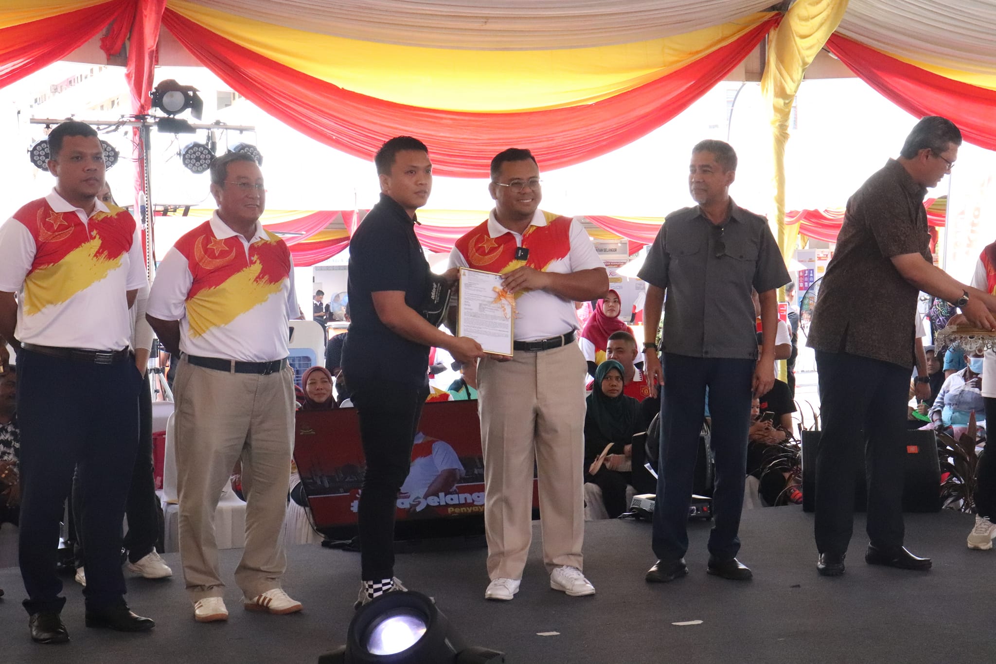 Sekitar Program Jelajah #KitaSelangor Penyayang Daerah Klang 2023 18 Februari 2023 | Sabtu Sekitar Program Jelajah #KitaSelangor Penyayang Daerah Klang 2023 Perasmian oleh: YAB Dato' Menteri Besar Selangor, Dato' Seri Amirudin Shari