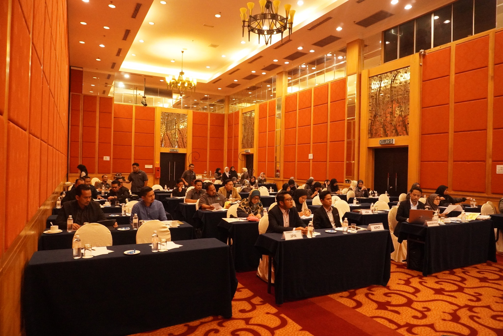 Bengkel Pemurnian Pindaan Enakmen Lembaga Perumahan dan Hartanah Selangor 2001. Bengkel Pemurnian Pindaan Enakmen Lembaga Perumahan dan Hartanah Selangor 2001. TARIKH : 8-9 November 2023 (Rabu-Khamis) MASA : 8.00 Pagi - 5.00 Petang TEMPAT : De Palma