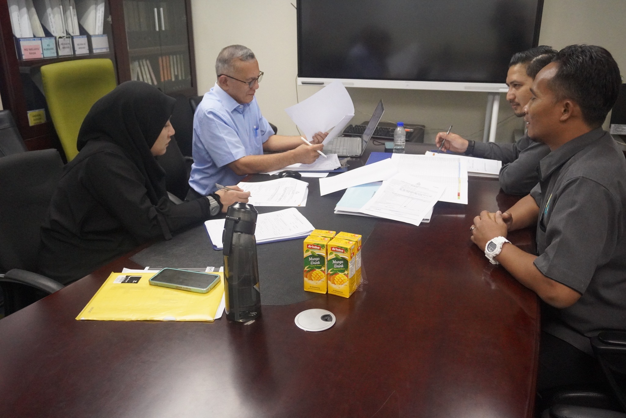 Pelaksanaan Audit Pensijilan Semula MS ISO 9001 : 2015 LPHS Pelaksanaan Audit Pensijilan Semula MS ISO 9001 : 2015 Lembaga Perumahan dan Hartanah Selangor oleh Tetuan SIRIM QAS International Sdn. Bhd. pada 2 - 3 Oktober 2023.